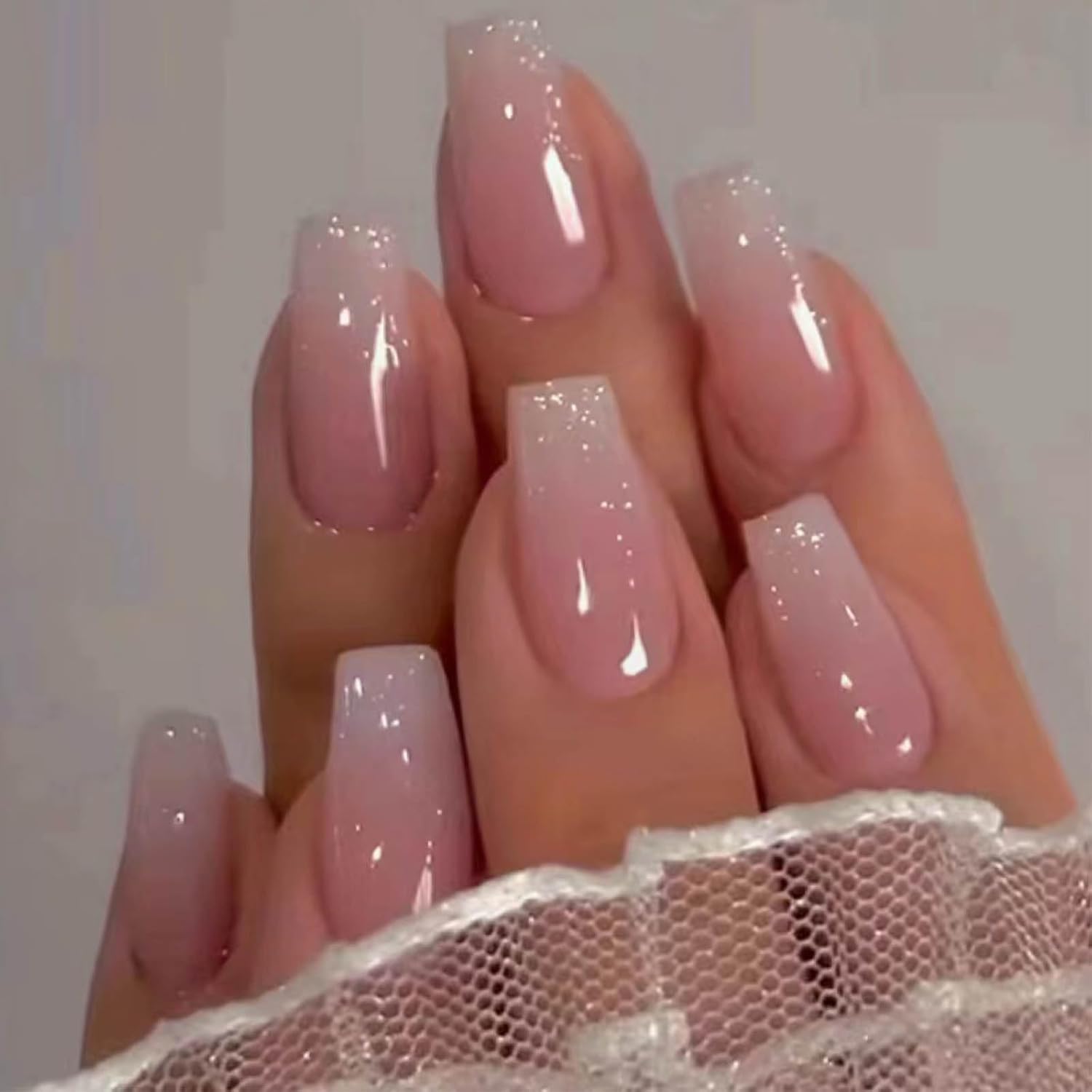Pink Coffin Press On Nails — 24PCS Full-Cover Medium Set